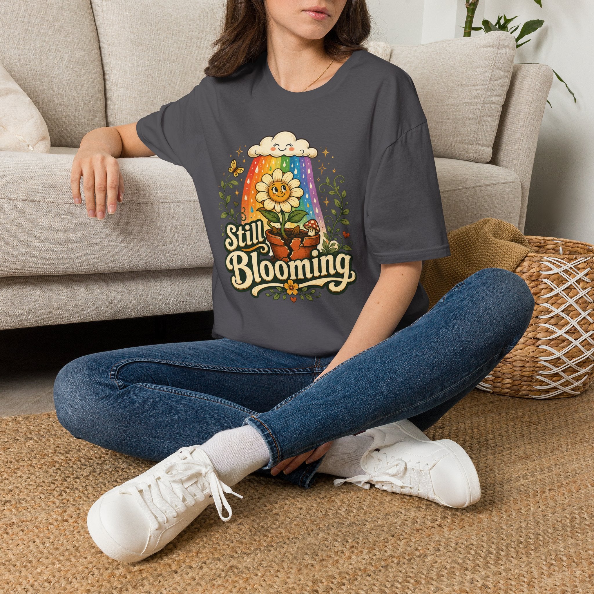 Still Blooming Happy Cloud C1 T-Shirt