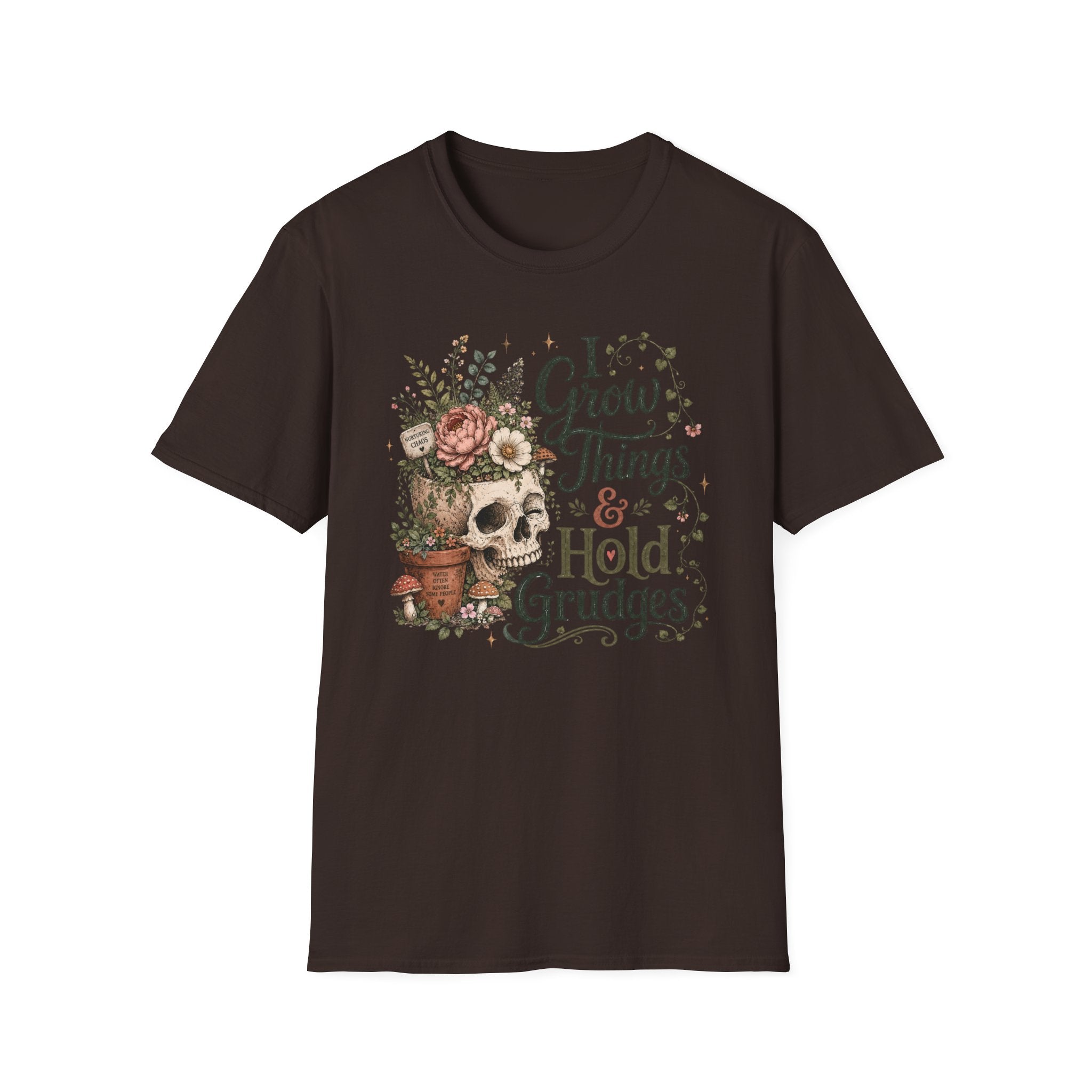 I Grow things hold grudges garden C1 T-Shirt