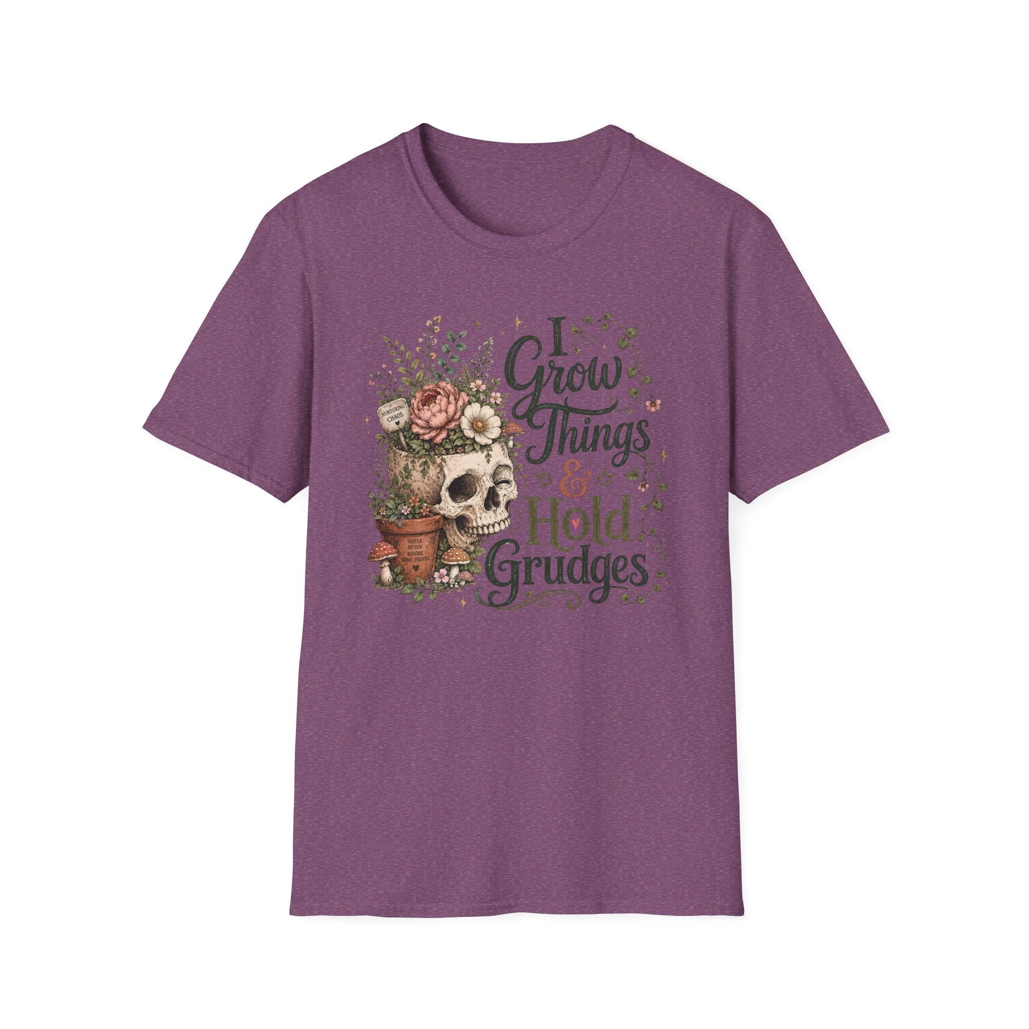 I Grow things hold grudges garden C1 T-Shirt