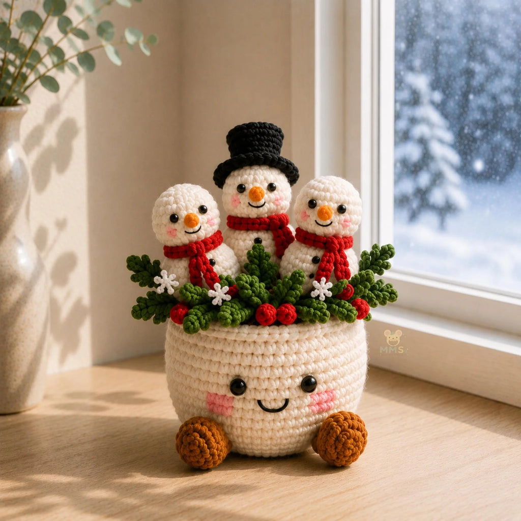 Handmade Crochet Christmas Potted Ornament, Xmas Tabletop Decor, Finished Knit , Festival Party Supplies, Home Ornament